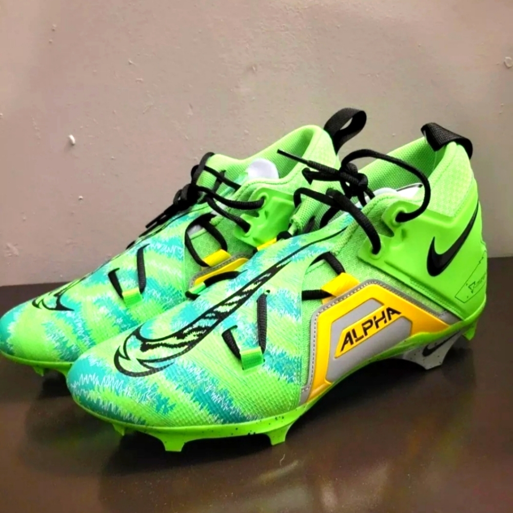 Nike Alpha Menace Pro 3 Razor Sharp Cuts Green Strike Black FB8442-303 Men's 9.5